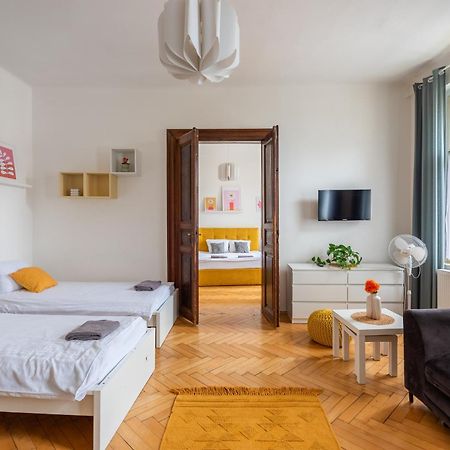 Residence Tesnov Apartment Praga Zewnętrze zdjęcie