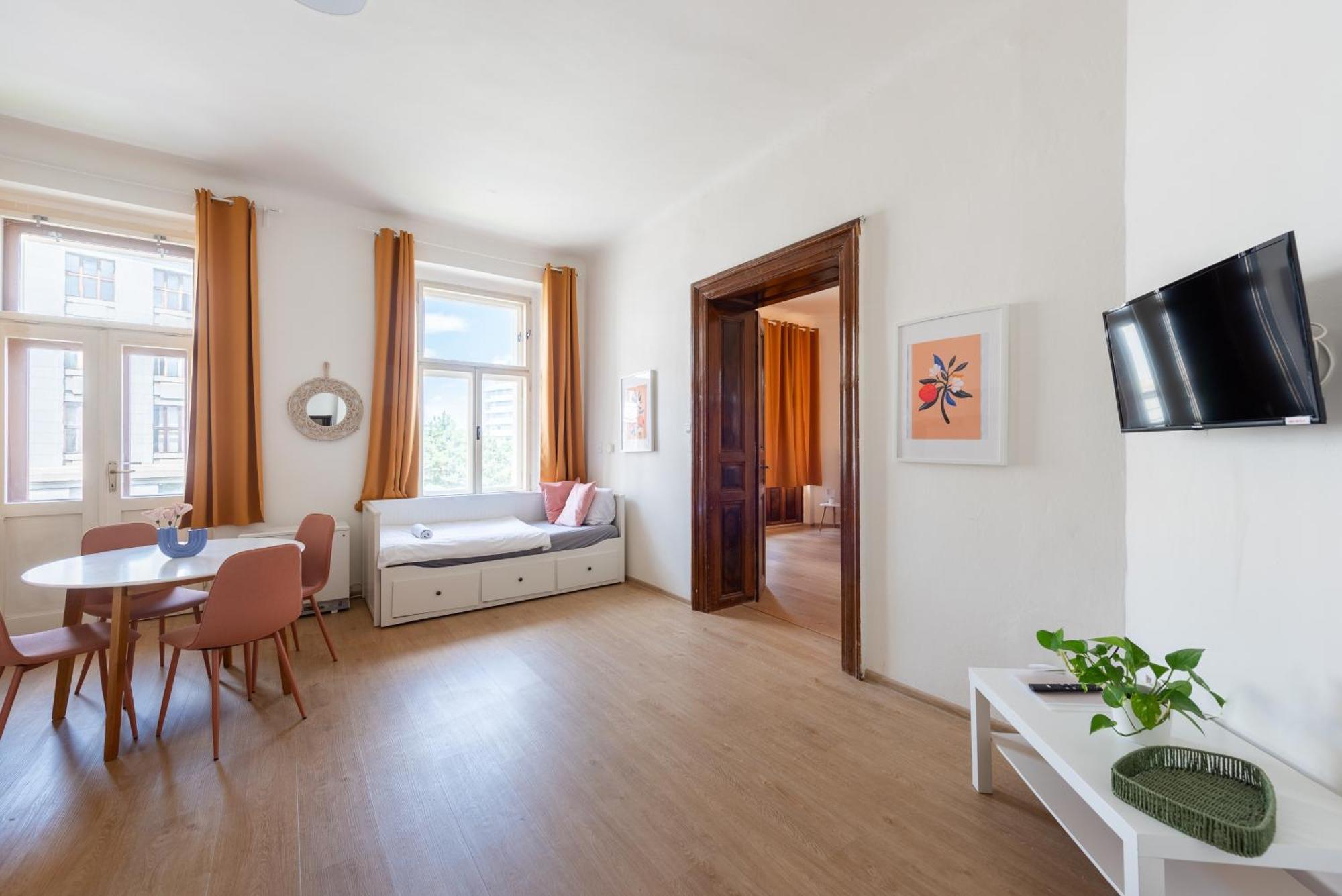 Residence Tesnov Apartment Praga Zewnętrze zdjęcie