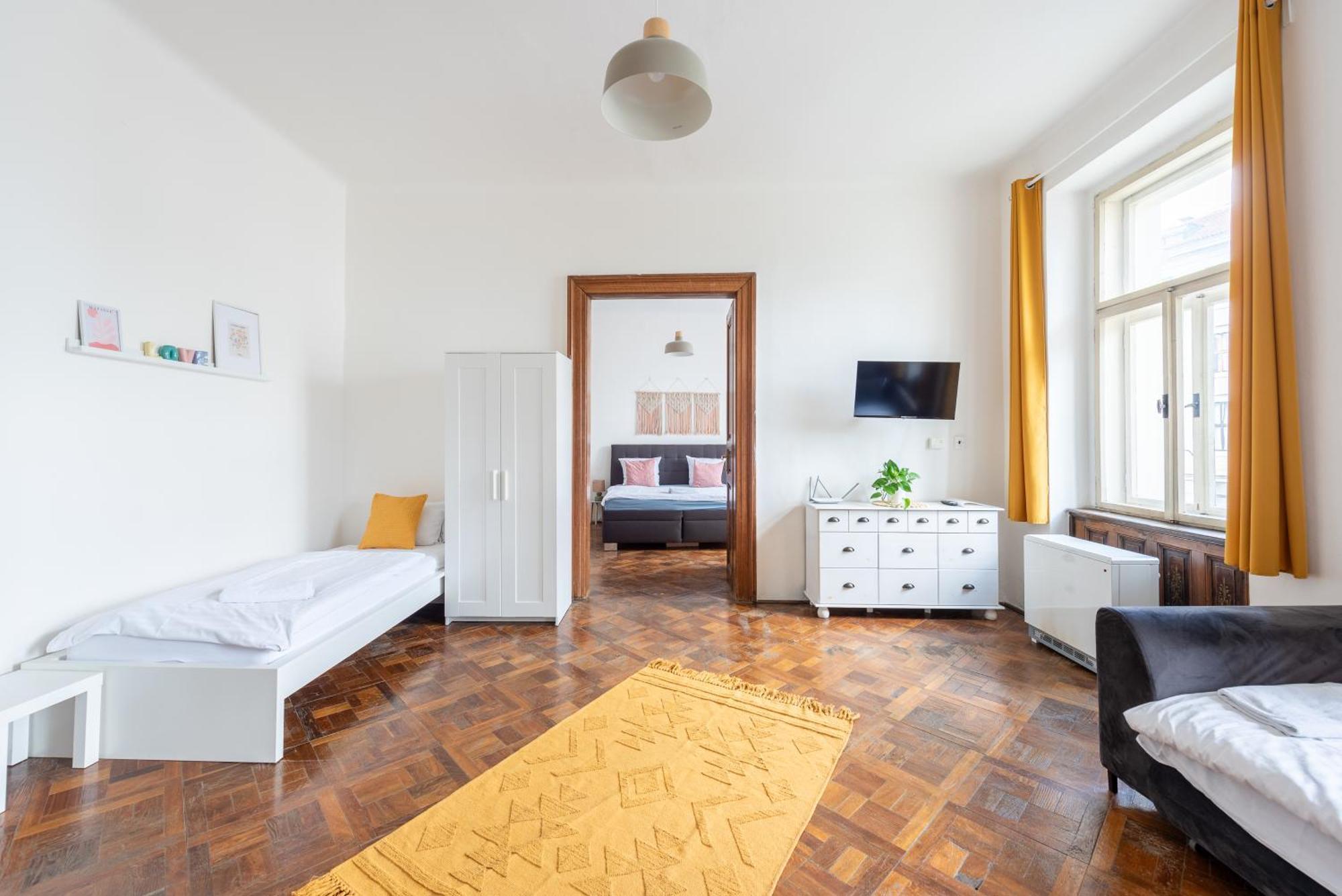 Residence Tesnov Apartment Praga Zewnętrze zdjęcie
