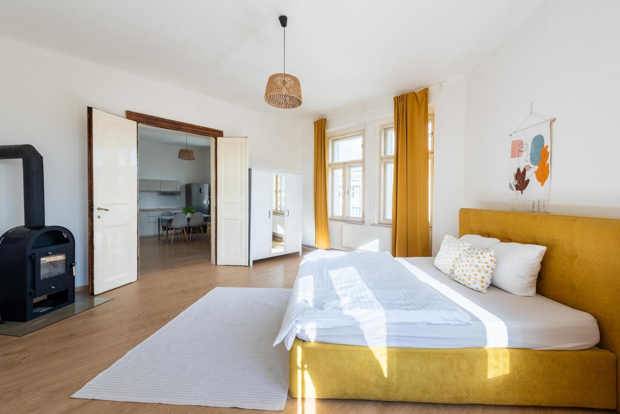 Residence Tesnov Apartment Praga Zewnętrze zdjęcie