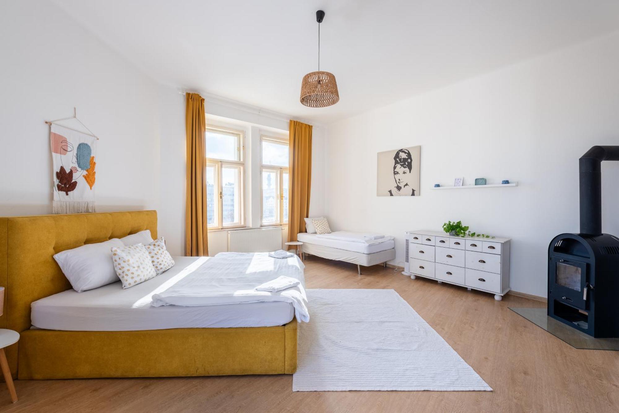 Residence Tesnov Apartment Praga Zewnętrze zdjęcie