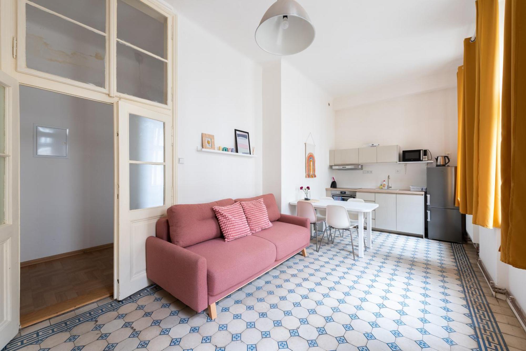 Residence Tesnov Apartment Praga Zewnętrze zdjęcie