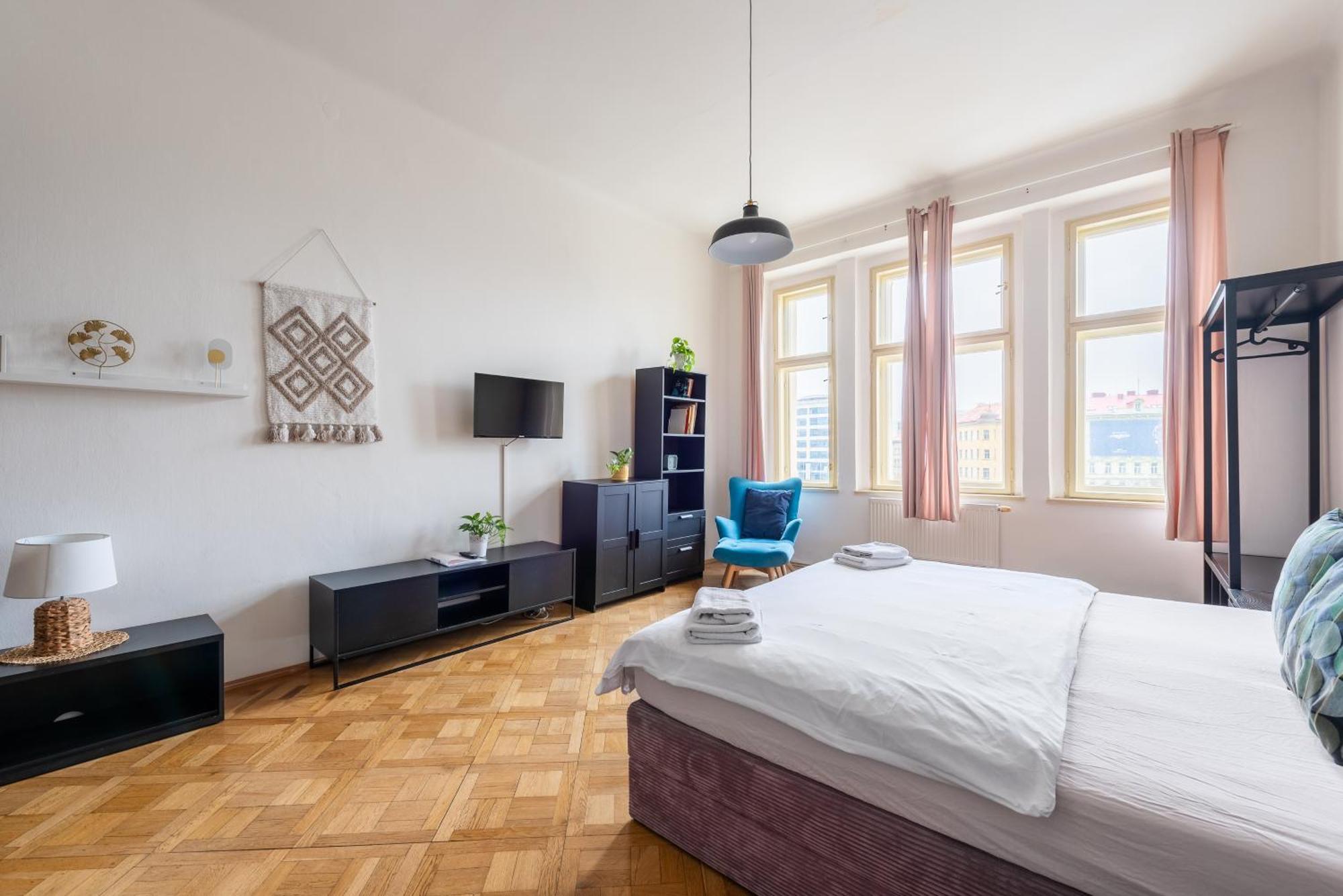 Residence Tesnov Apartment Praga Zewnętrze zdjęcie