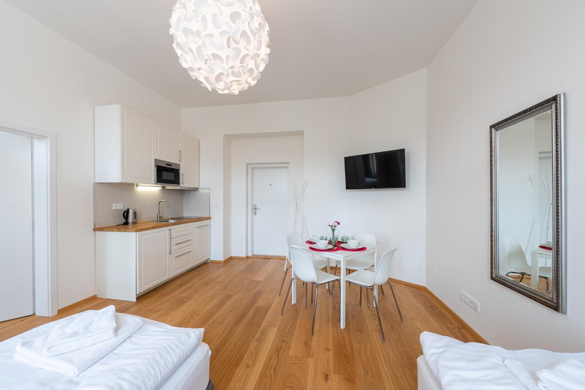 Residence Tesnov Apartment Praga Zewnętrze zdjęcie