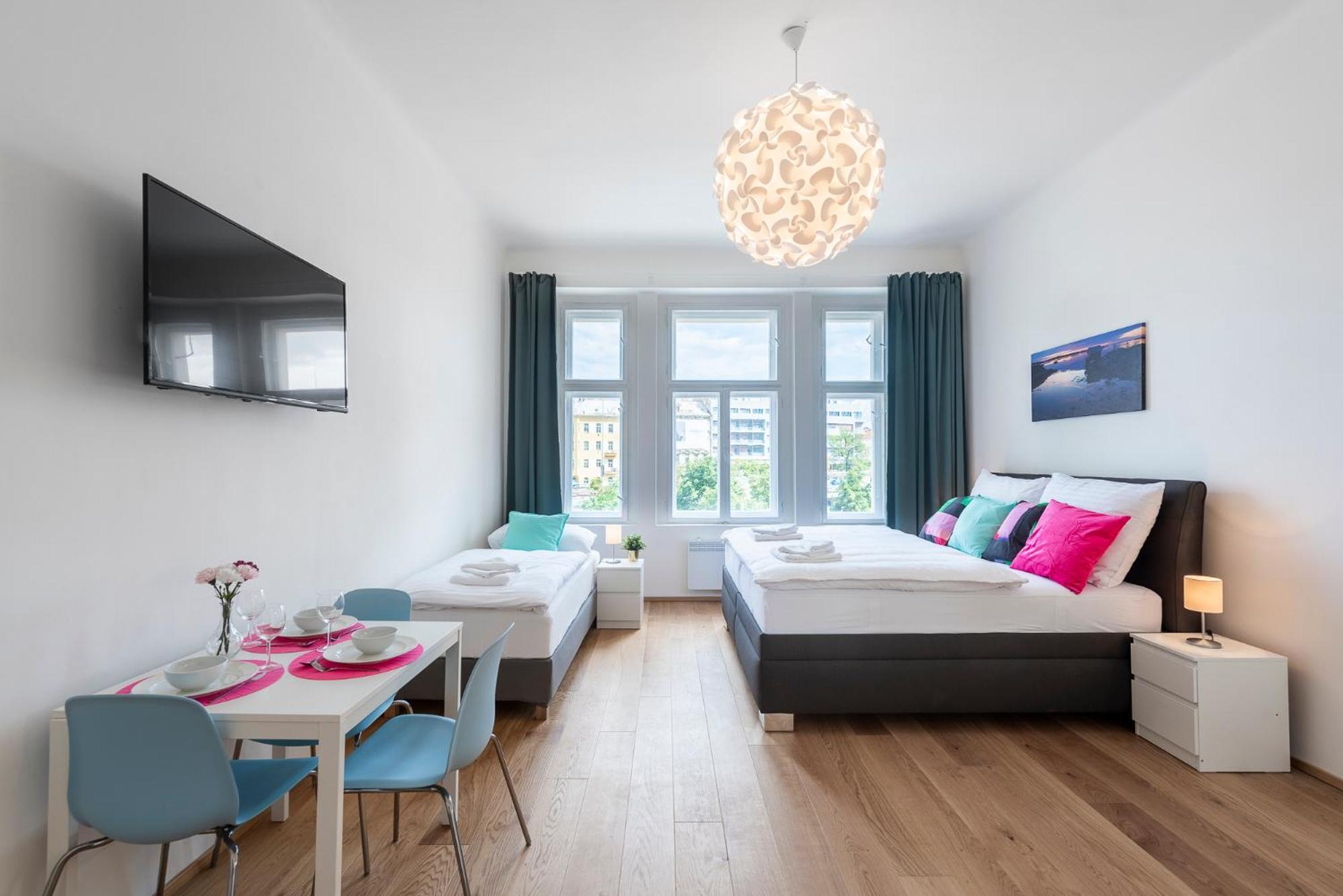 Residence Tesnov Apartment Praga Zewnętrze zdjęcie