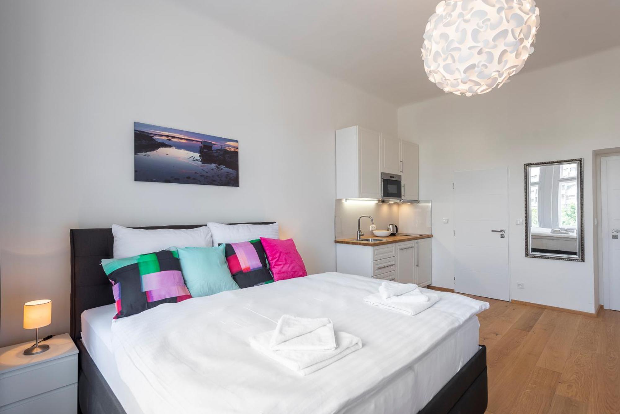 Residence Tesnov Apartment Praga Zewnętrze zdjęcie