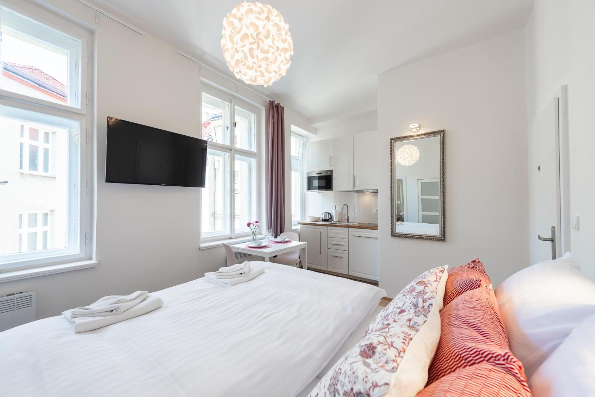 Residence Tesnov Apartment Praga Zewnętrze zdjęcie