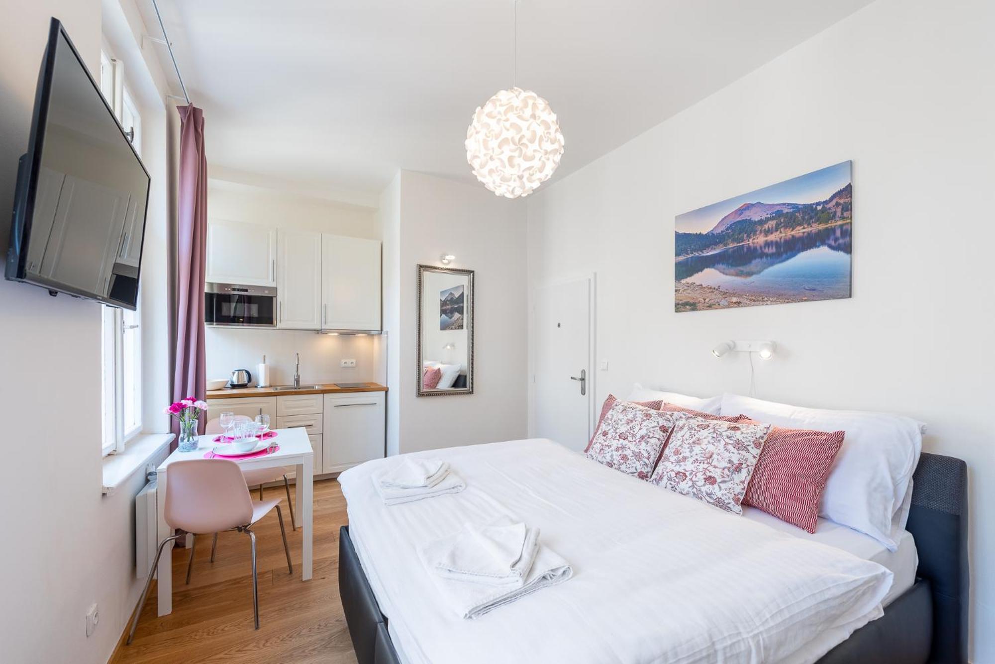 Residence Tesnov Apartment Praga Zewnętrze zdjęcie