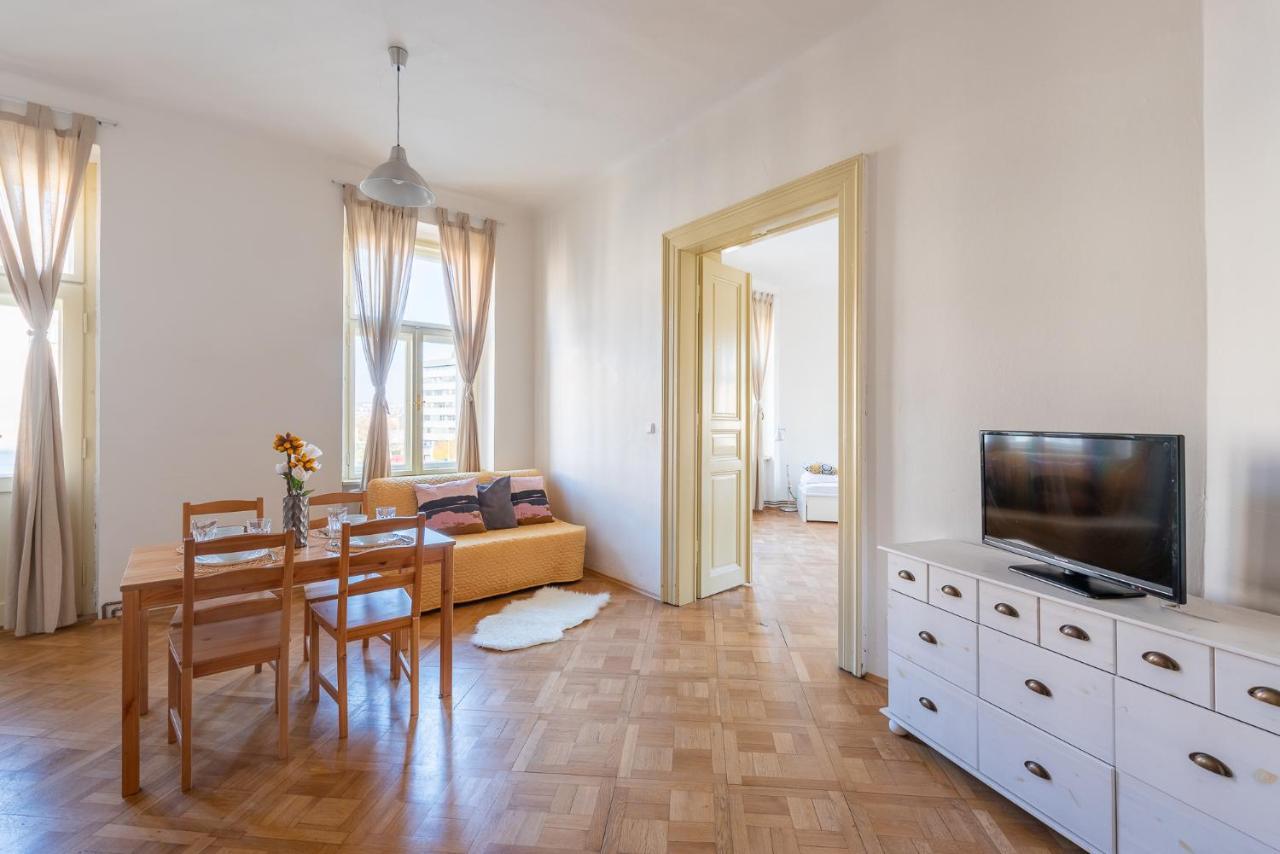 Residence Tesnov Apartment Praga Zewnętrze zdjęcie