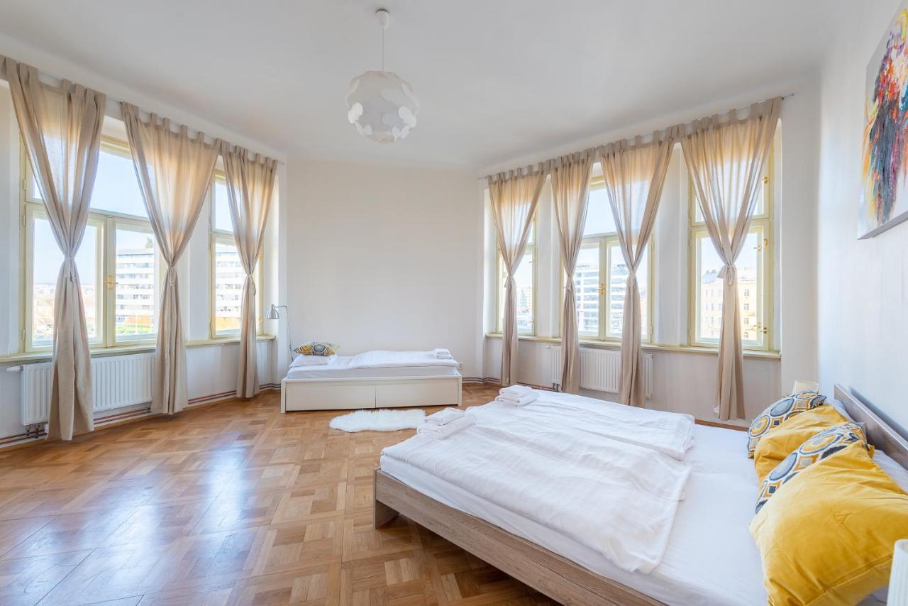 Residence Tesnov Apartment Praga Zewnętrze zdjęcie