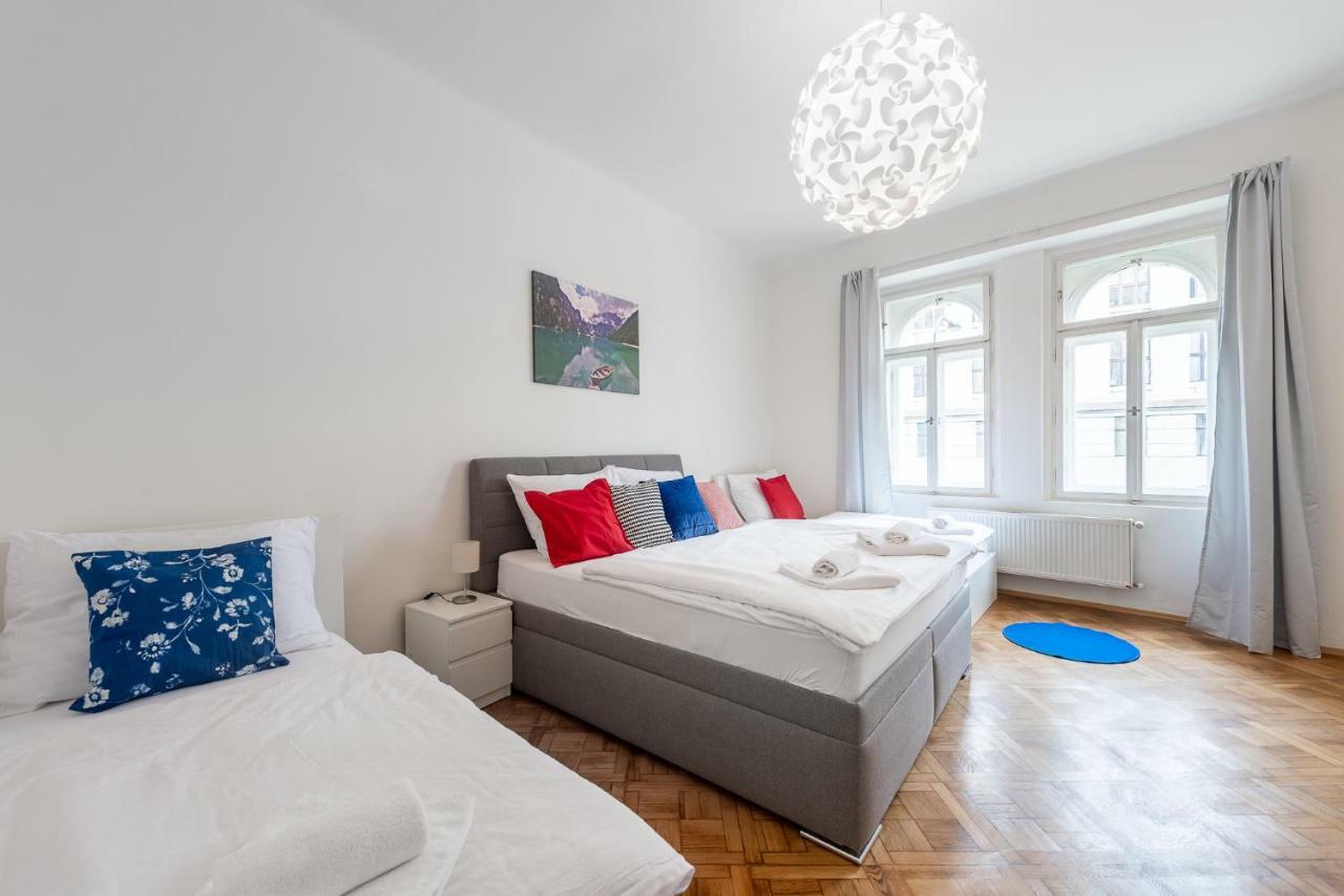 Residence Tesnov Apartment Praga Zewnętrze zdjęcie